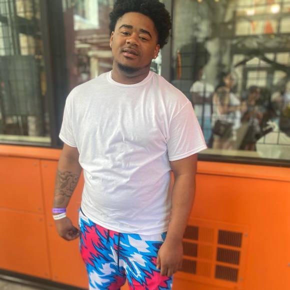 Meet your Posher, Eric - Picture 1 of 1